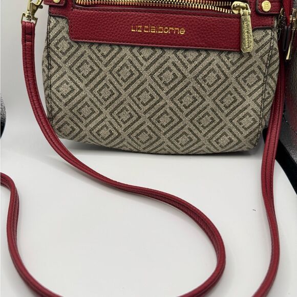 Liz Claiborne Handbags - Liz Claiborne Red and Cream Crossbody Bag